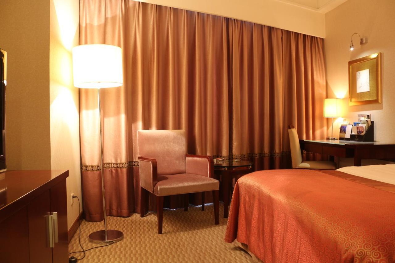 Jinling Jingyuan Plaza Hotel Nanjing  Exterior photo