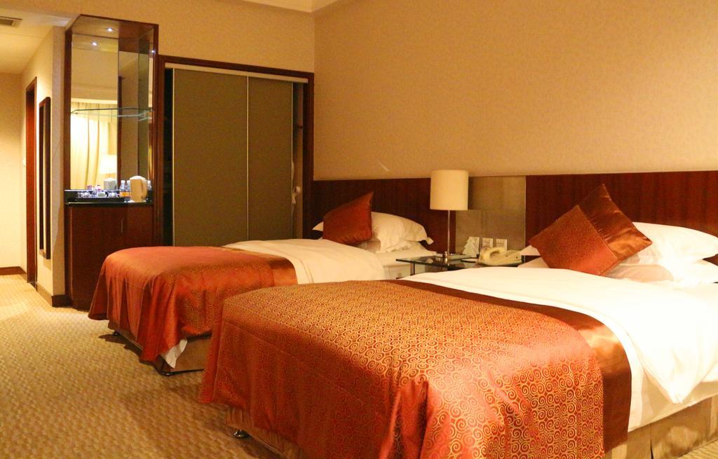 Jinling Jingyuan Plaza Hotel Nanjing  Exterior photo
